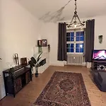 Cozy Historic Apartment, Sauna Appartement *
