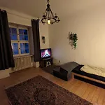 Appartement Cozy Historic Apartment, Sauna