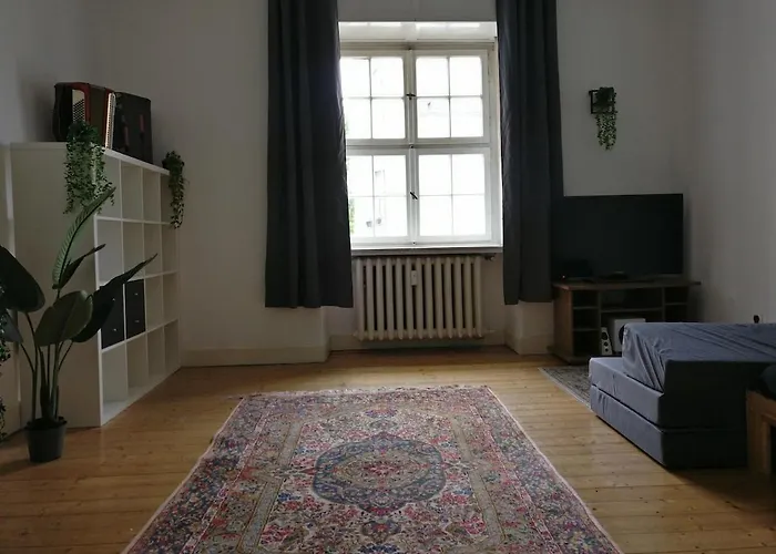 דירה Cozy Historic Apartment, Sauna וופרטל