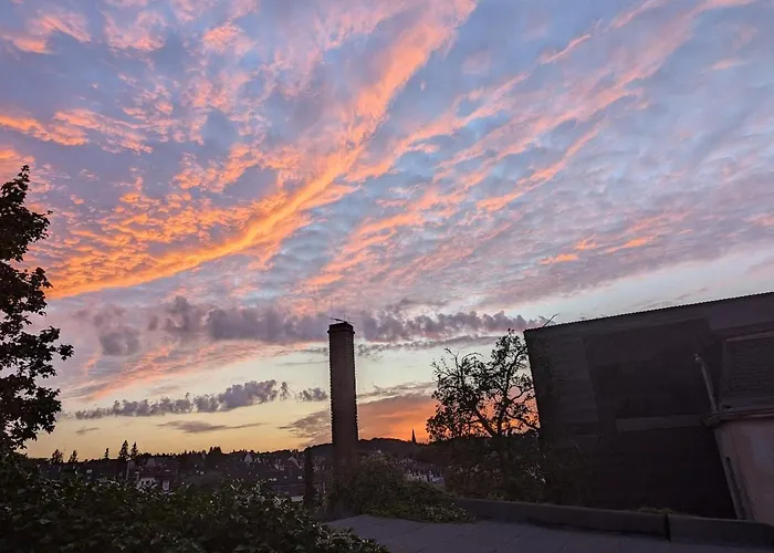 Cozy Historic Apartment, Sauna וופרטל